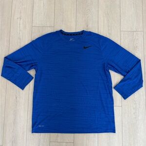 Nike Men's  Blue Long Sleeve Tee
